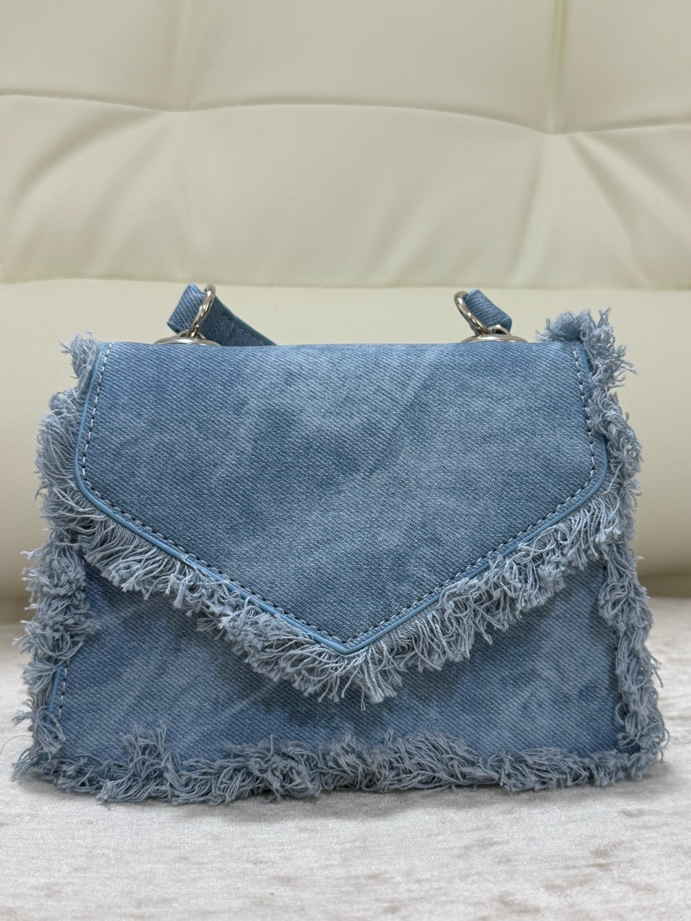 SUPER CUTE COTTON DENIM 2 WAY PURSE WITH FRINGE LT BLUE BRAND-NEW